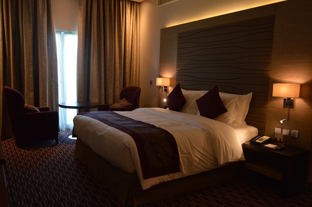 Ramada By Wyndham Manama City Centre Exterior foto